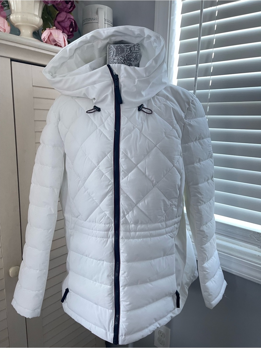 Tommy Hilfiger White Quilted Hooded Puffer with Navy Trim